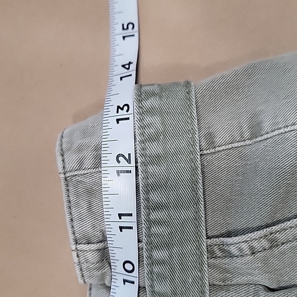 American Eagle Size 4 Washed Khaki Green Paper Bag Highest Rise Mom Shorts - Picture 5 of 15